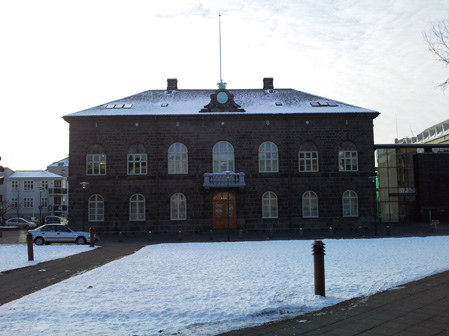 Hvernig stóðu fjölmiðlar sig?