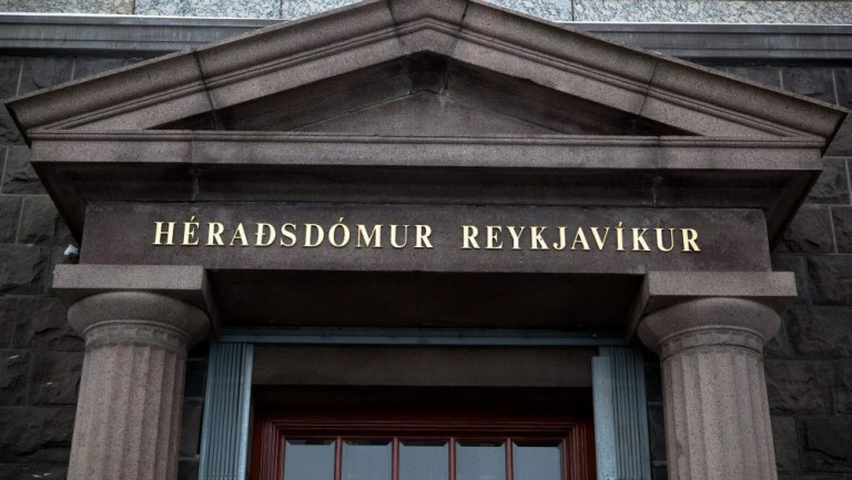 Fréttamenn dæmdir í héraðsdómi