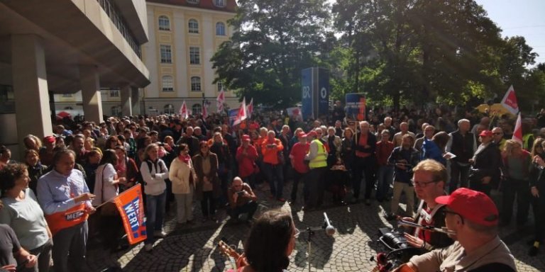 Frá aðgerðum við eina af ARD stöðvunum sl. miðvikudag.