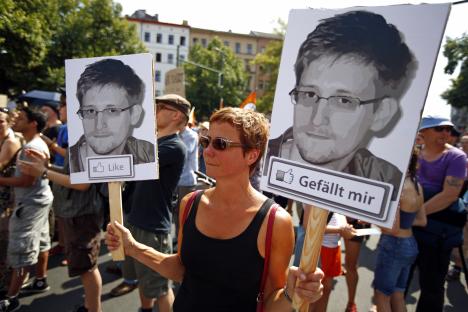 Frá mótmælum í Berlín vegna ásakana á Snowden